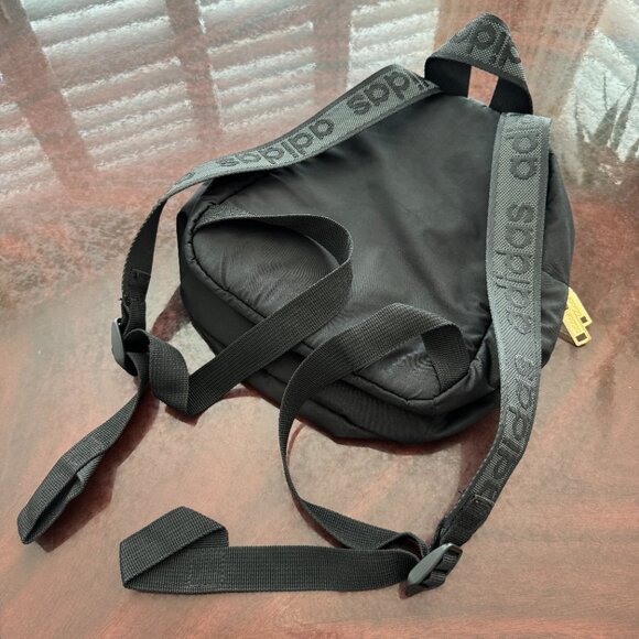 Adidas Mini Backpack - Picture 4 of 9